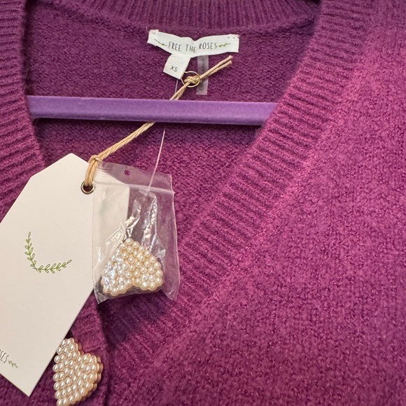 Cardigan with pearl hearts - Picture 5 of 5